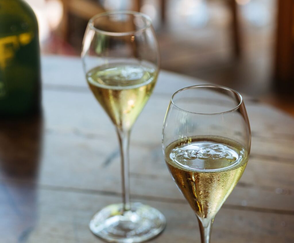 Discovering the Best Vegan-Friendly Prosecco Brands