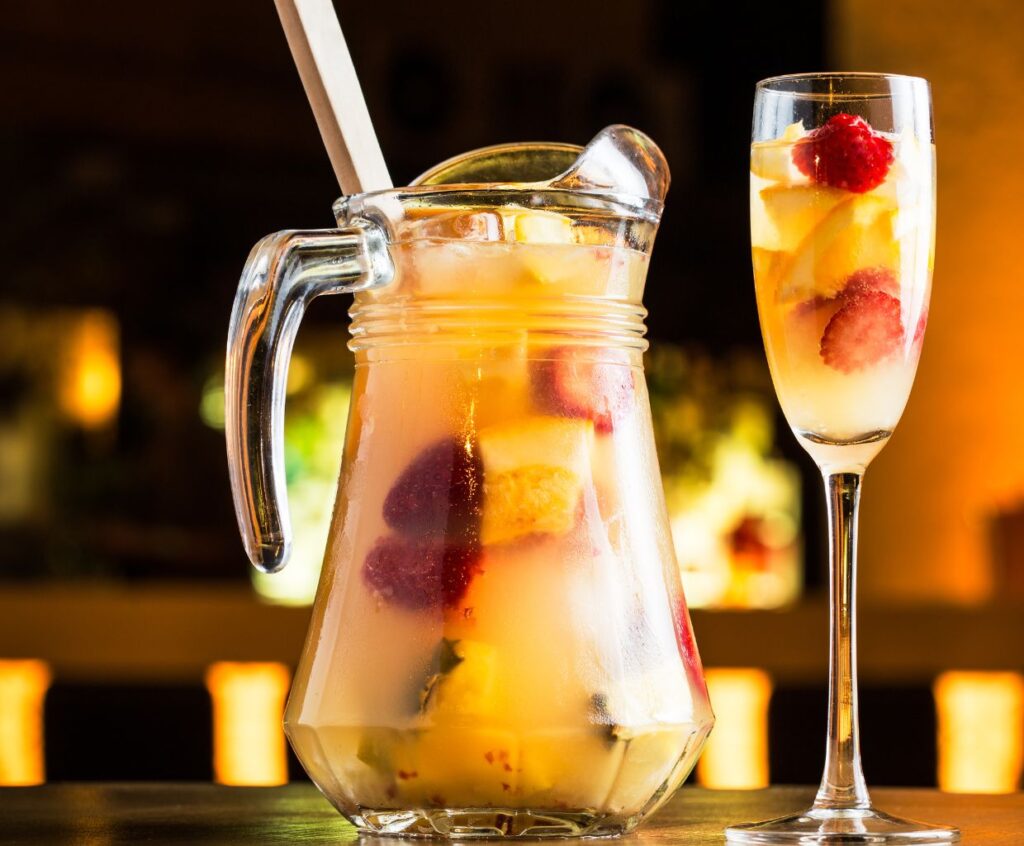 The Perfect Pairing: White Wines That Elevate Your White Sangria Experience
