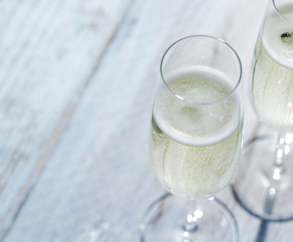 The Prosecco Phenomenon: Exploring the Reasons Behind Its Unstoppable Popularity